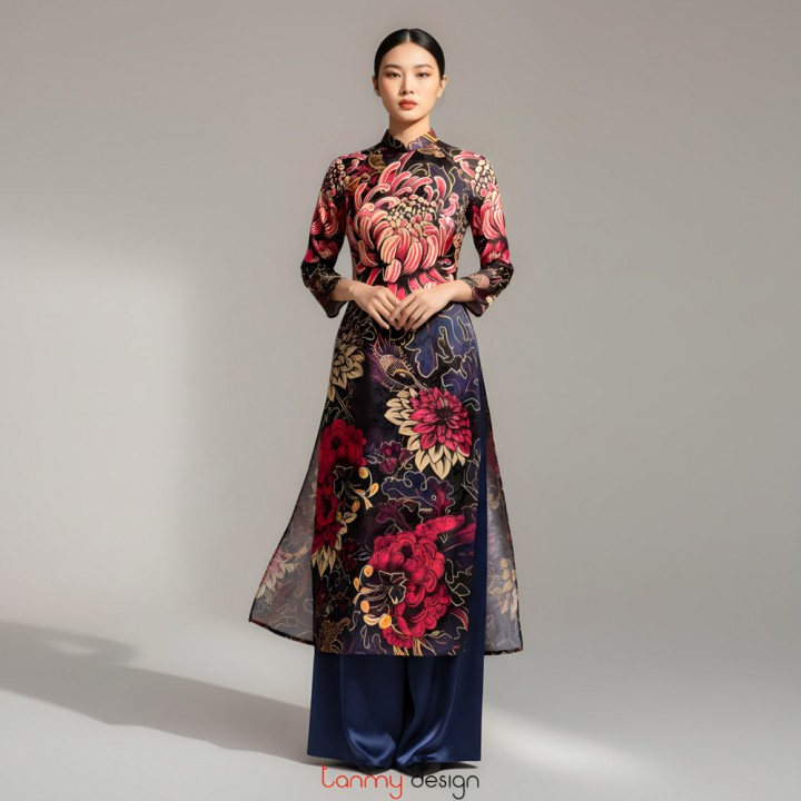 Loose-fitting Vietnamese long dress with chrysanthemum pattern